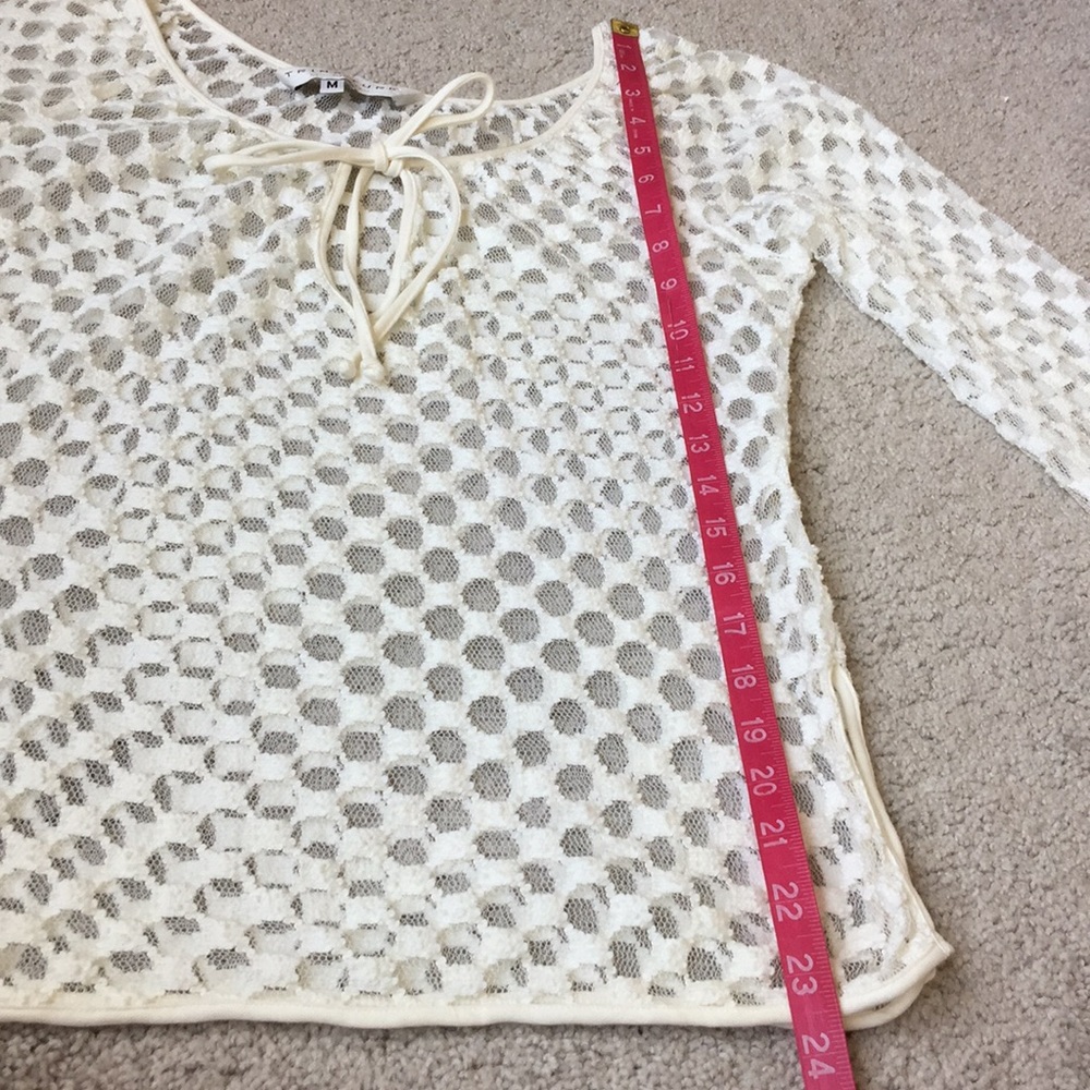 Trina Turk Bell Sleeve Top/Suit Cover Up Med - Picture 8 of 8